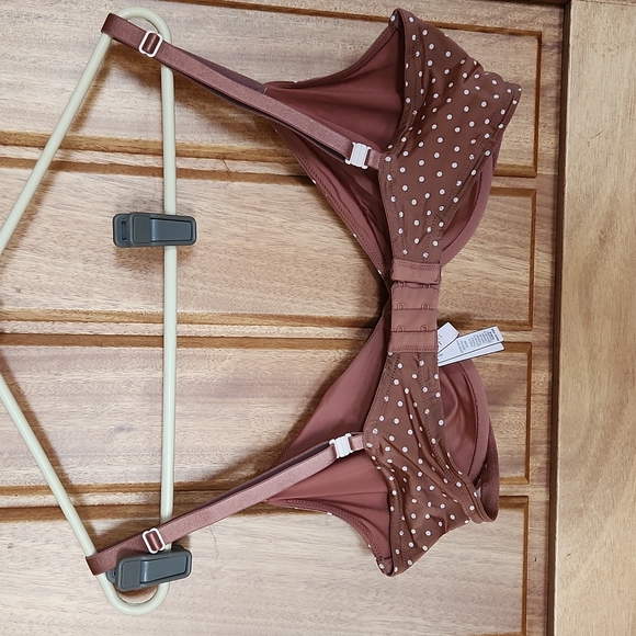 Victoria Secret Unlined Demi - Picture 2 of 7